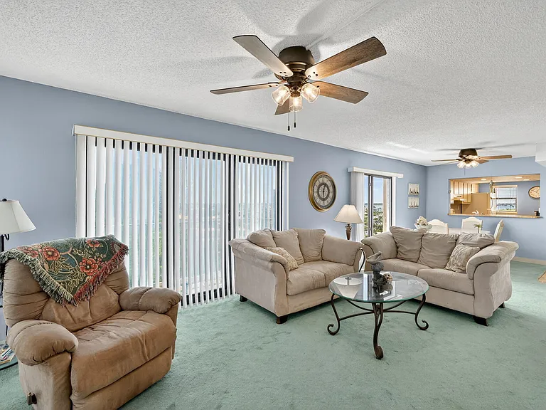 10310 S Ocean Dr #610 — Photo 16