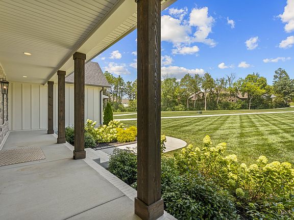 5th image of 218 Breckenridge Glen Dr