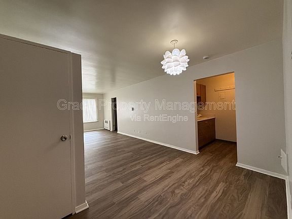 3rd image of 855 N Pennsylvania St APT 313