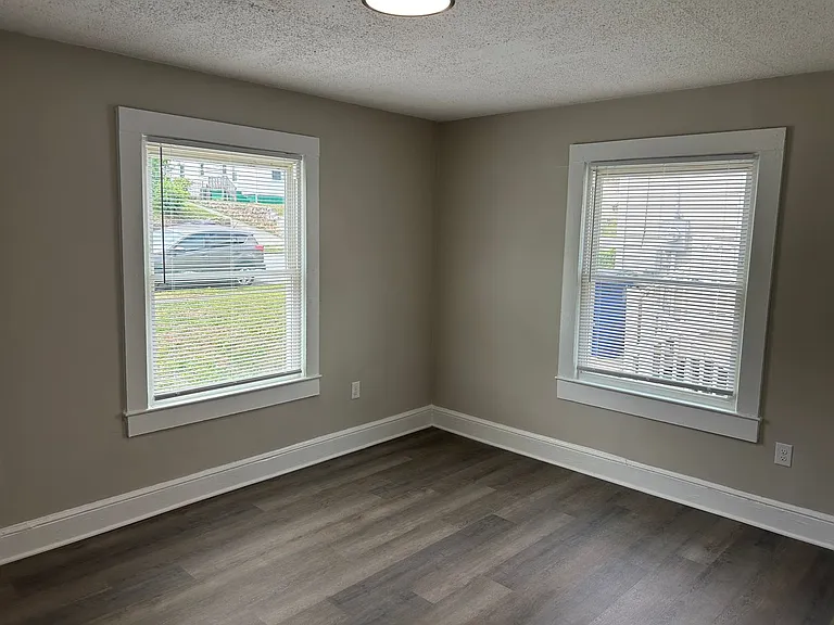 2701 Patrick Ave — Photo 12
