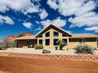 1280 S Vista Ave, Kanab, UT 84741