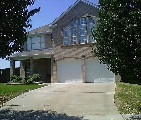 7929 Park Ridge Dr