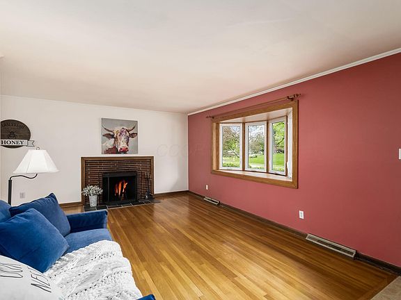 3rd image of 2306 Eastcleft Dr