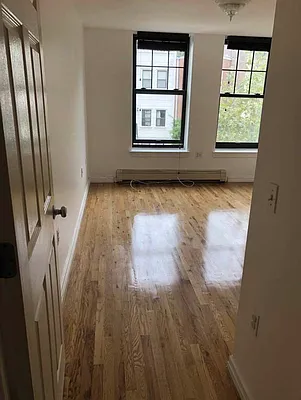 Rented by Space Real Estate | media 26