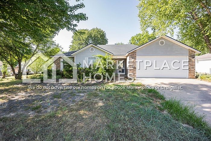 1st image of 490 Aster Ave