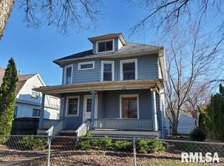 1019 16th St, Rock Island, IL