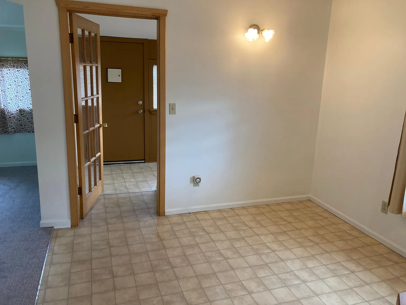 4085 S Delaware St — Photo 2