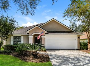 1727 Rustling Dr, Fleming Island, FL 32003