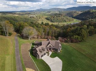 26 Scenic River Dr, River Dr, NC 28675