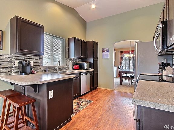 5th image of 21110 47th Ave E