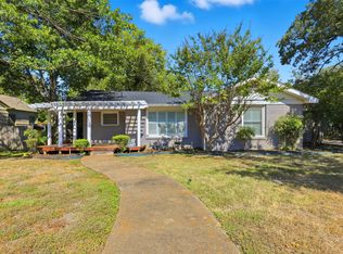 2217 Yucca Ave, Fort Worth, TX 76111