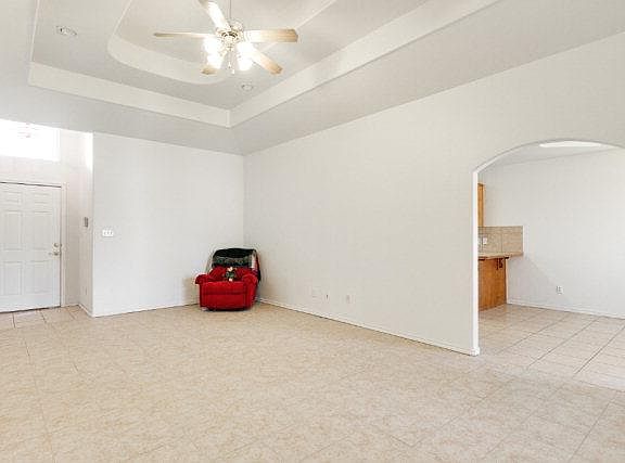2nd image of 1709 E Butkus Dr