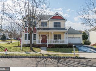 1 Garrison Rd, Warminster, PA 18974