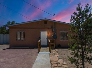 304 Mescalero Rd NW, Albuquerque, NM 87107
