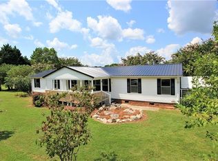 110 Hershey Dr, Lexington, NC 27295