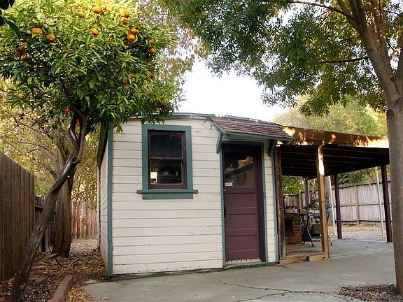 Shed