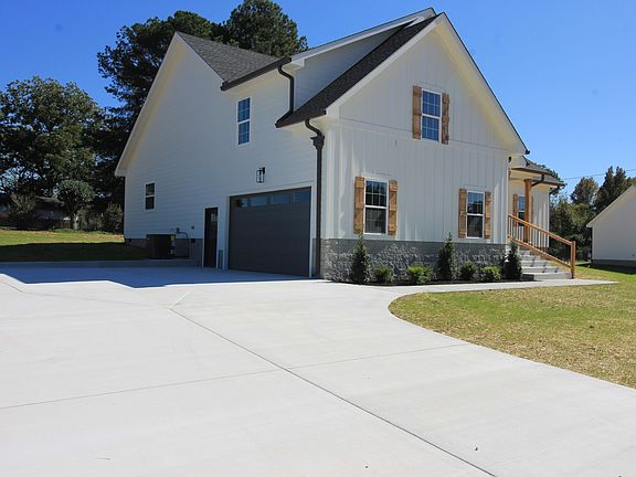 3rd image of 106 Grandview Dr Lot 38