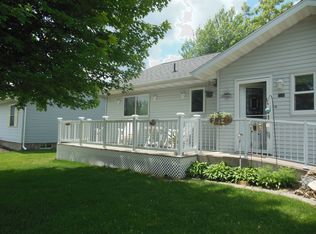 973 8th Ave N, Onalaska, WI 54650