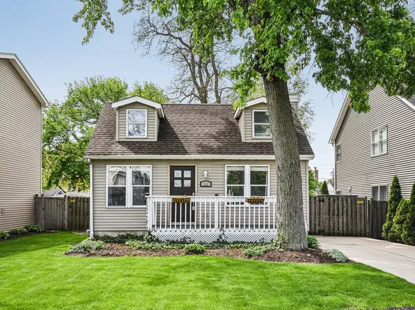 (undisclosed Address), Downers Grove, IL 60516