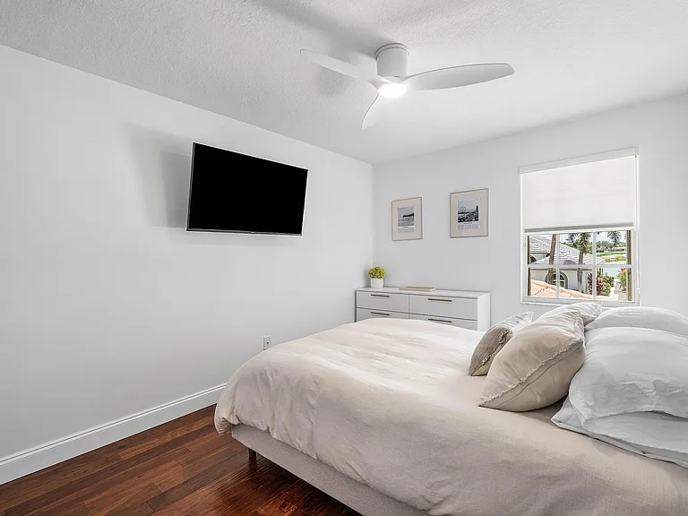 7766 Monarch Ct — Photo 31