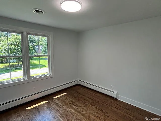 327 Millington Blvd — Photo 19