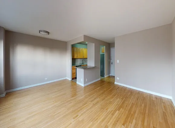 40 Harrison Street — Photo 2