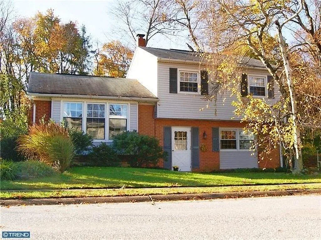4 bed, 1682 sqft, $2,800 — Photo 2