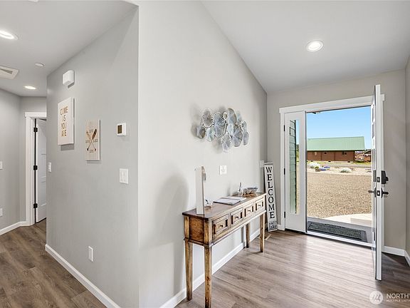 5th image of 1019 Wawona Avenue SE