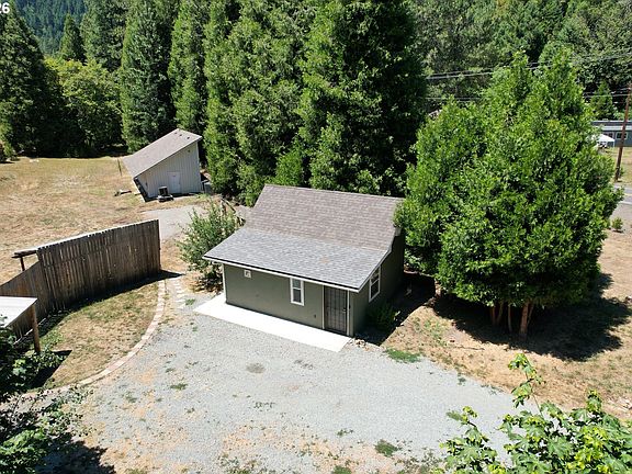 2nd image of 1545 Upper Cow Creek Rd