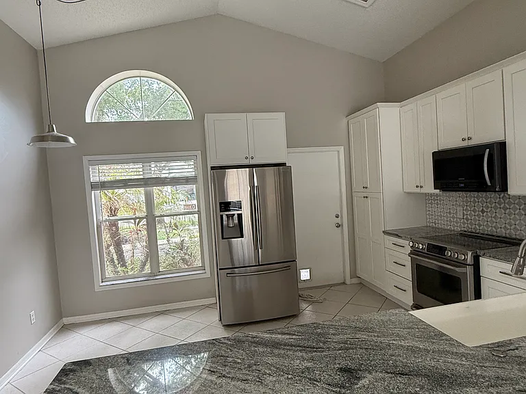 13328 Mallard Cove Blvd — Photo 9
