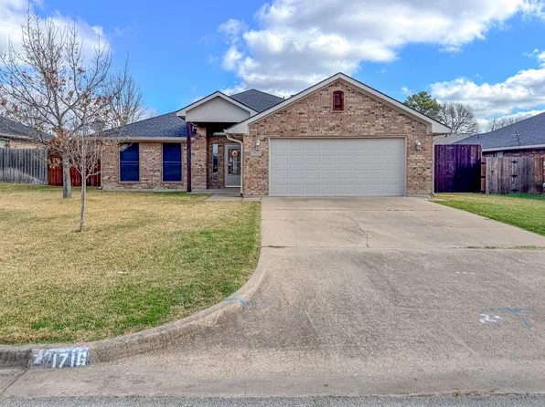 1716 Dogwood Trl, Corsicana, TX 75110