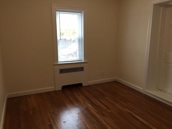 3rd image of 88 River St