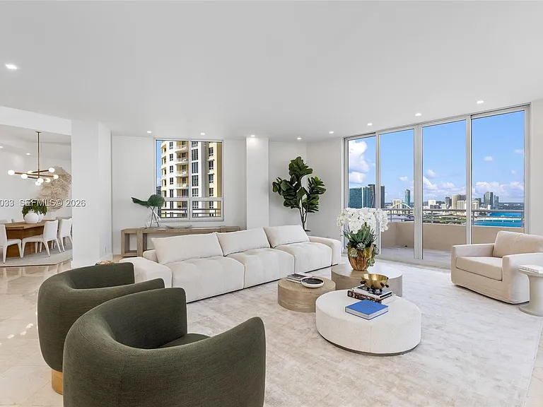 808 Brickell Key Dr #3901 — Photo 10
