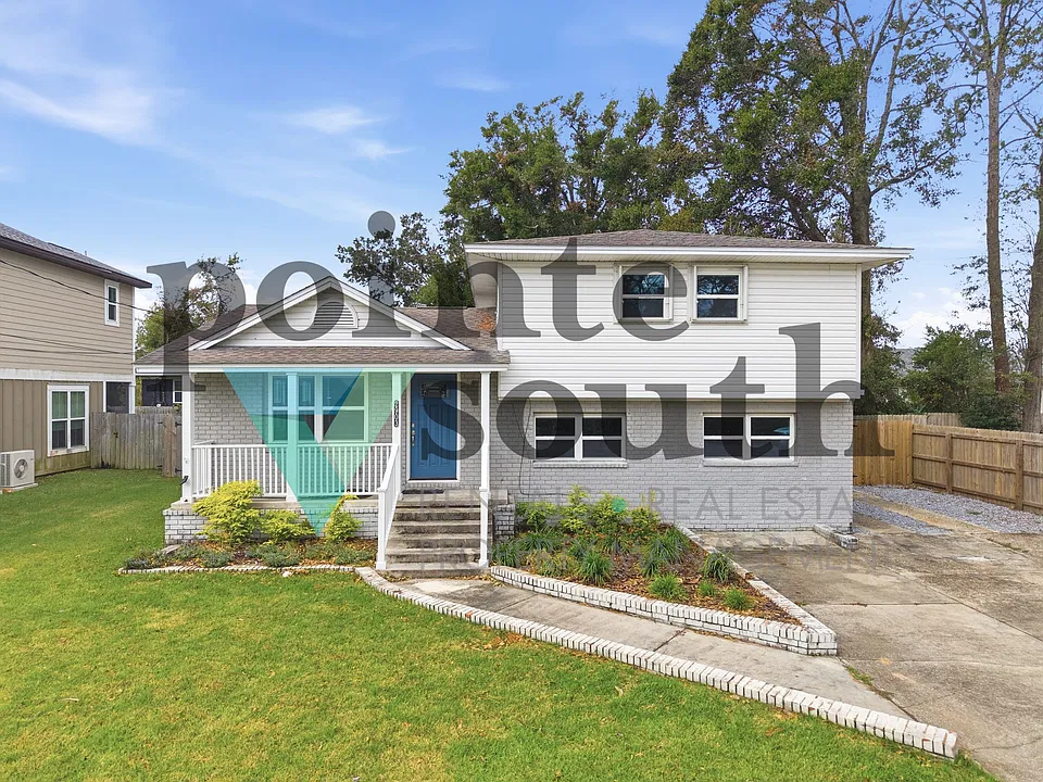 2903 N 15th Ave