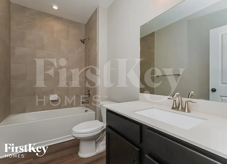 4323 Reisswood Loop — Photo 14