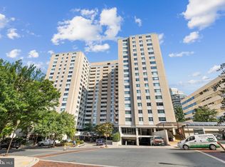 4601 N Park Ave APT 405, Chevy Chase, MD