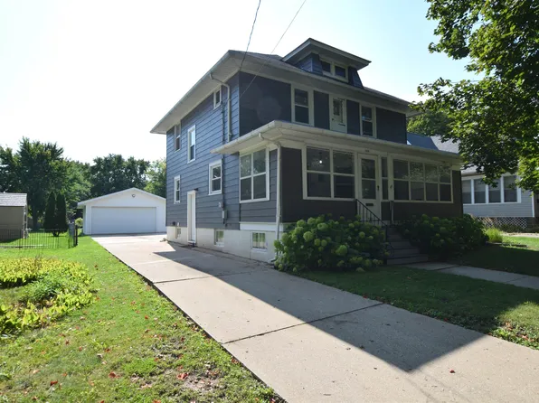 1144 Cass St, Green Bay, WI 54301