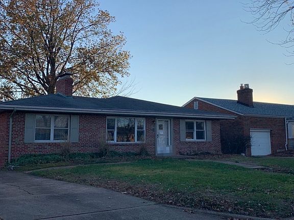 3rd image of 5524 Winona Ave