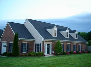 11206 Ferrum Ln, Fredericksburg, VA 22407