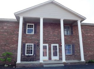 1228 W Maple St, North Canton, OH 44720