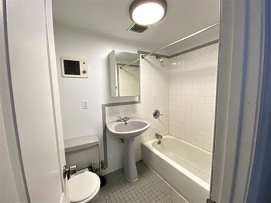 Rented by Douglas Elliman | media 13