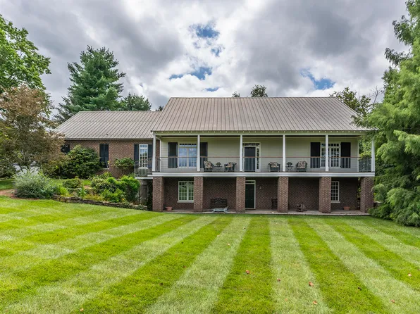 3782 Katkay Dr, Lexington, KY 40509