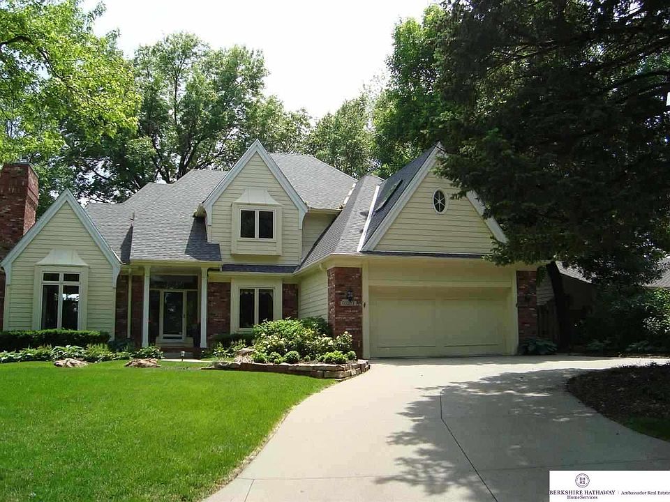 1st image of 10211 Woodridge Ln