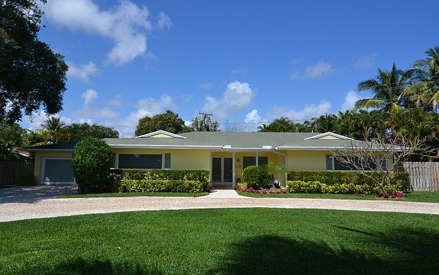 1st image of 602 NW 4th Ave