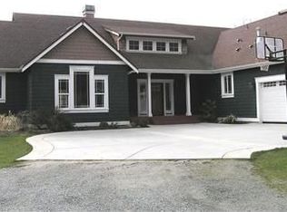 460 Island Crest Dr, Camano Island, WA 98282