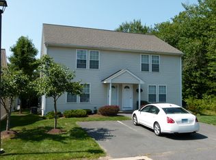 9 Acorn Ln, Unionville, CT 06085
