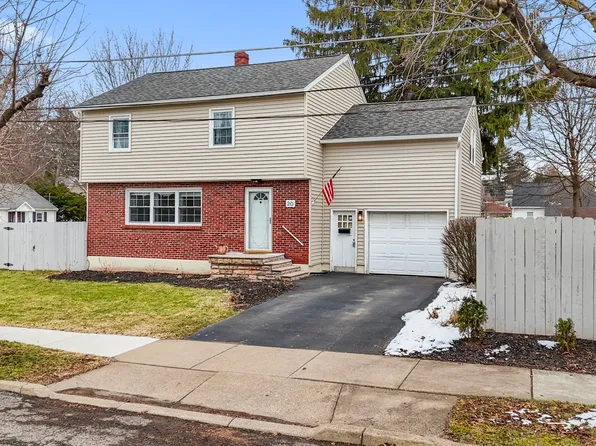 20 Westmoor Pl, Binghamton, NY 13905