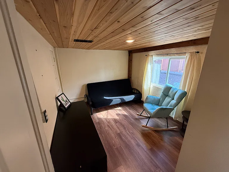 111 E Navajo Dr — Photo 15