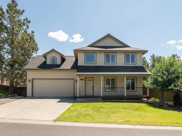 3616 SW Hillcrest Dr, Redmond, OR 97756