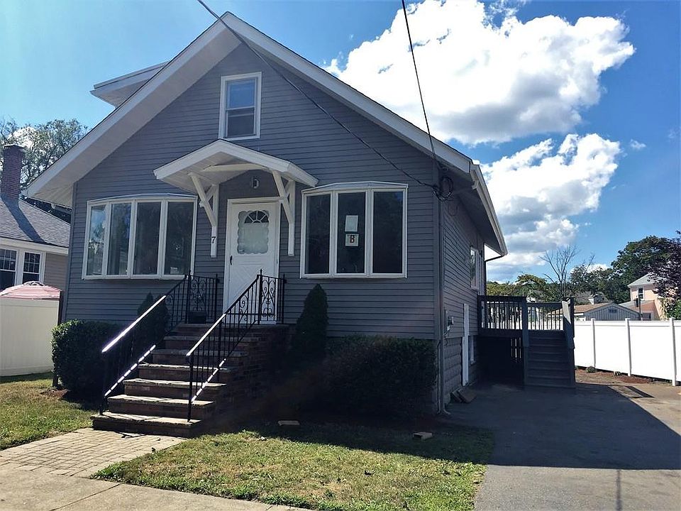 1st image of 7 Henry St